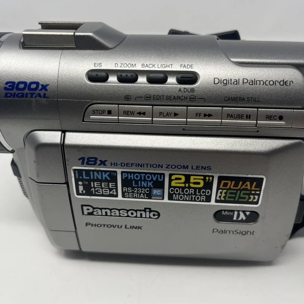 PANASONIC PV-DV100D Digital Palmcorder, UNTESTED, AS IS (No Battery/Charger)